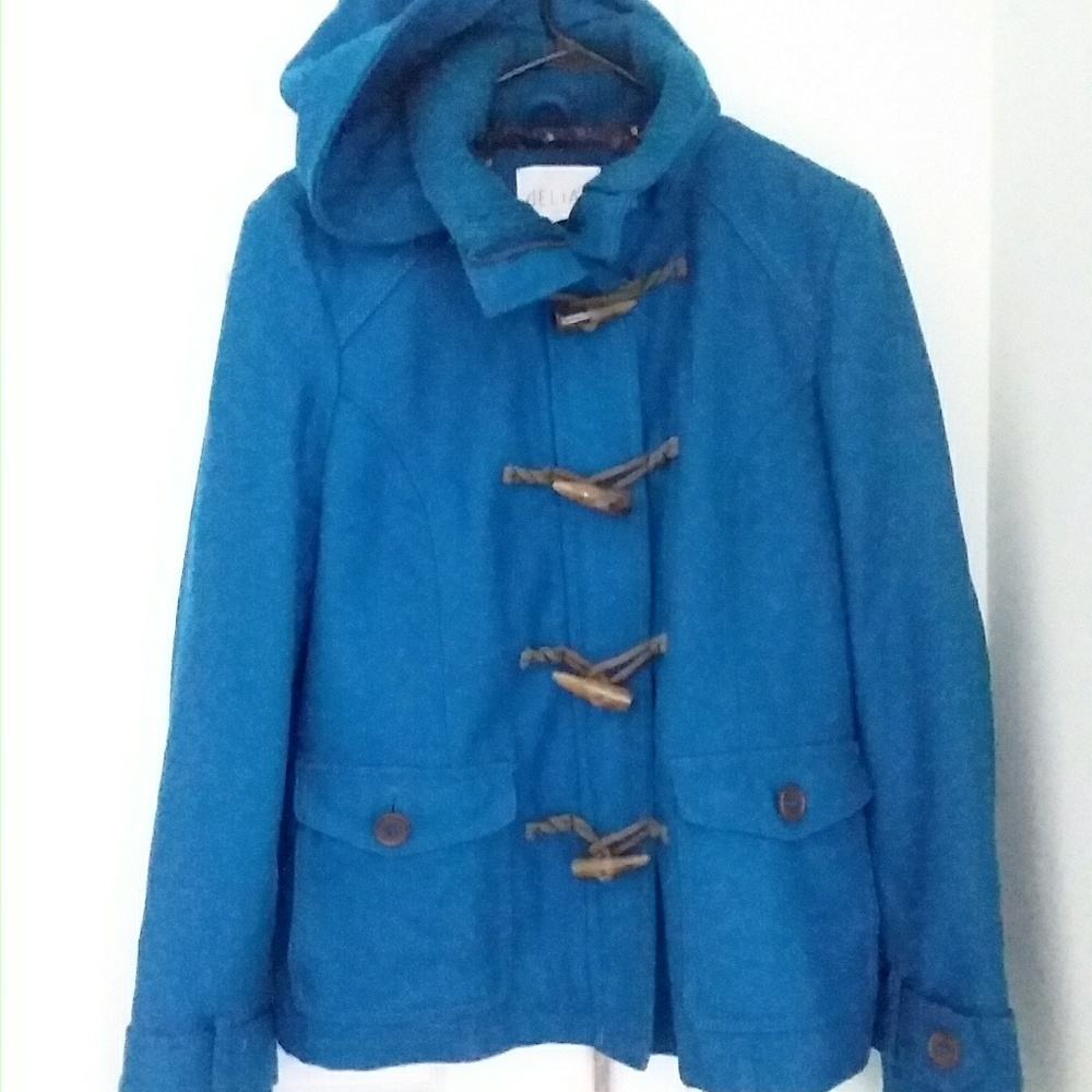 Turquoise wool plastic bone hook peacoat